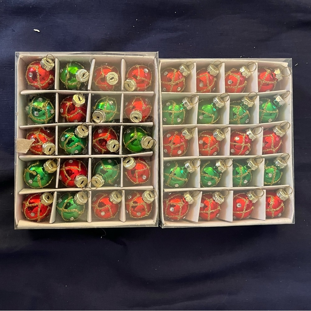 Mini Festive Red and Green Christmas Ornaments - 40ct